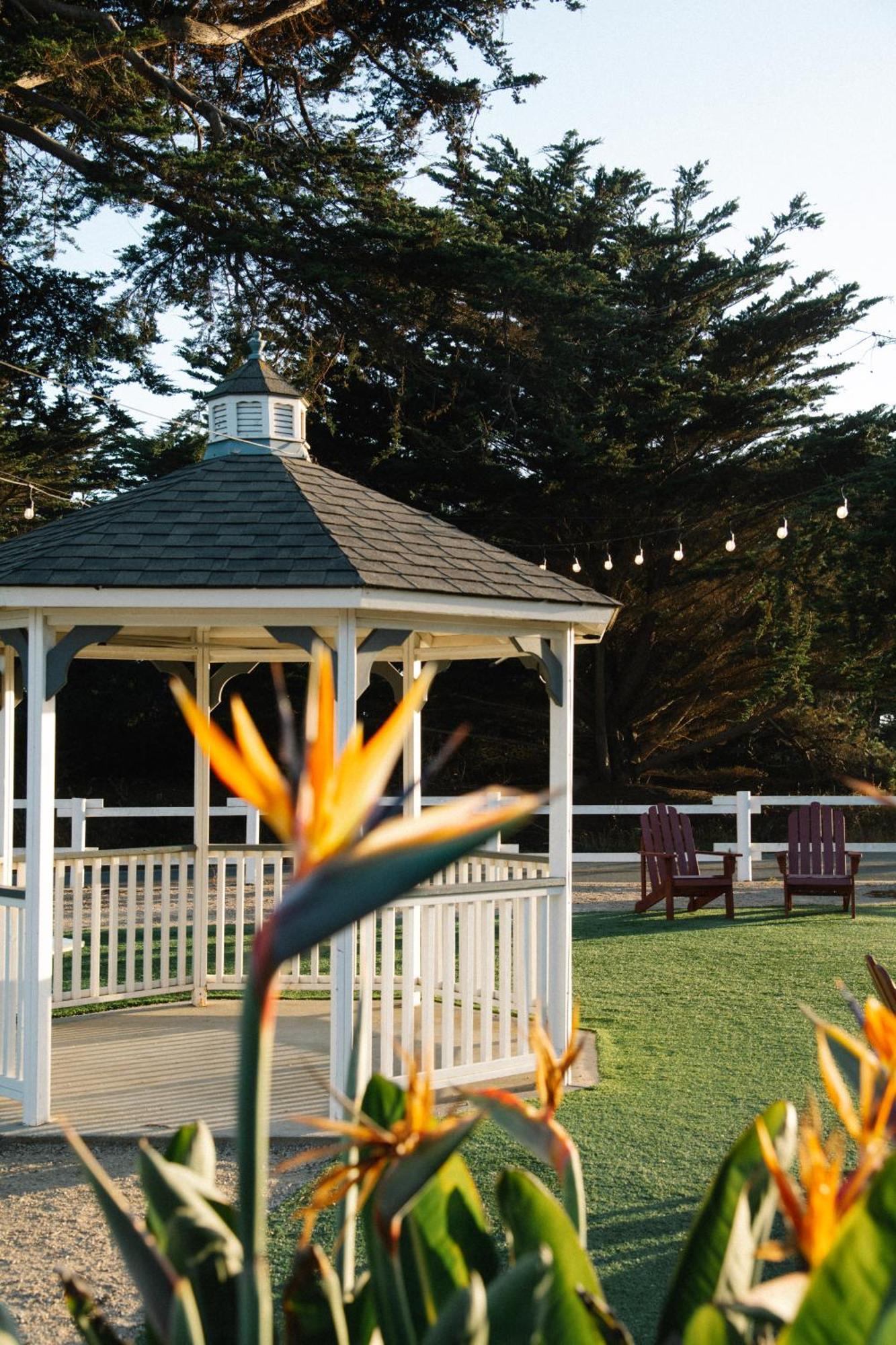 Oceanpoint Ranch Hotel Cambria Exterior photo