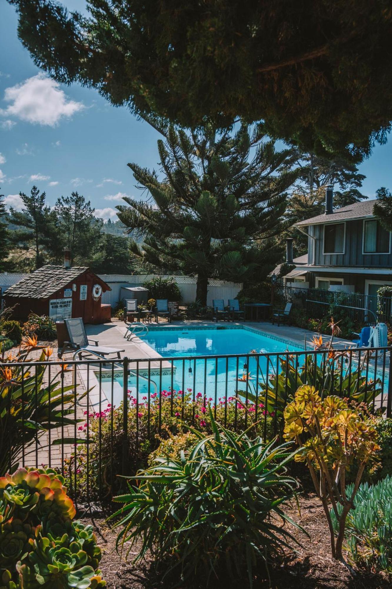 Oceanpoint Ranch Hotel Cambria Exterior photo